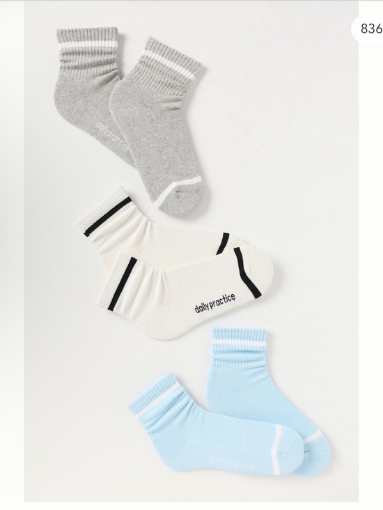 Daily Practice Accessories - Daily Practice Women's 3-Pack Crew Socks — Gray, Cream & Light Blue